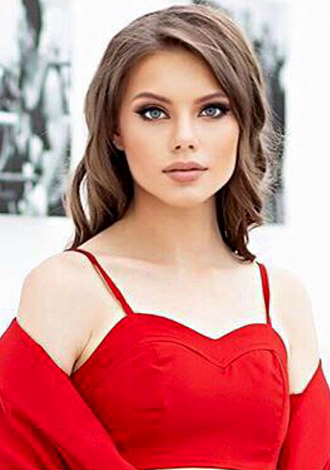 Gorgeous Singles only: beautiful and exotic Russian dating partner Tatyana from Moscow